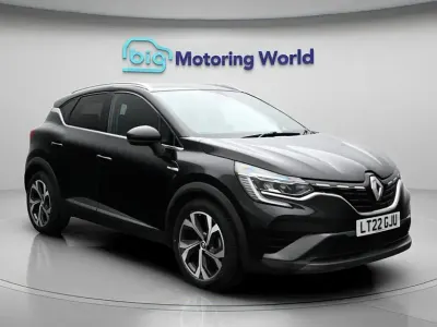 Second-hand Renault Captur RS Line 140 CP (102 kW) 2022 Negru SUV
