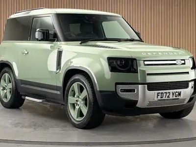 Used Land Rover Defender 75th Limited Edition 300 HP (220 kW) 2022 Grassmere green SUV