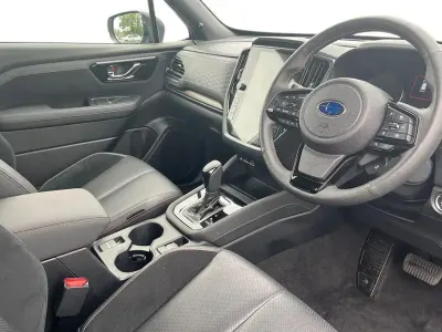 Usado Subaru Forester 136 HP (100 kW) 2025 Prateado SUV