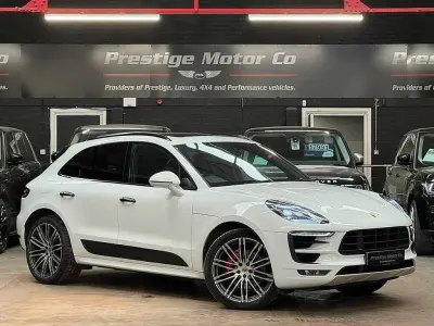 Used Porsche Macan T 360 HP (264 kW) 2017 White SUV