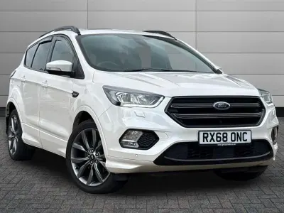 Usado Ford Kuga ST-Line 120 CV (88 kW) 2019 Blanco SUV