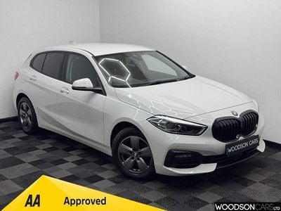 Used BMW 118 Comfort Edition 150 HP (110 kW) 2020 White Hatchback