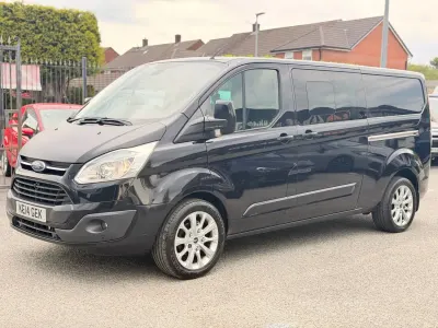 Usado Ford Transit Custom Limited 155 HP (114 kW) 2014 Preto Van