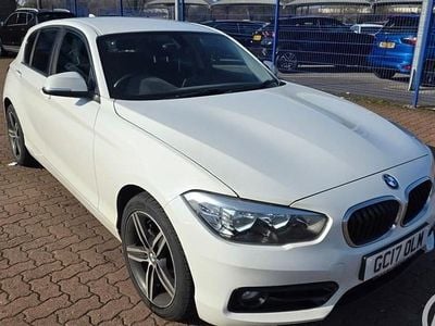Used BMW 116 Sport Line 2017 Alpine white Hatchback