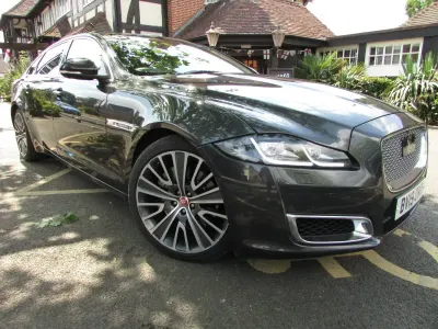Used Jaguar XJ 300 HP (220 kW) 2019 Grey Sedan