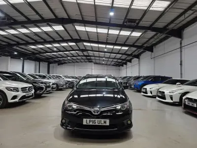 Used Toyota Auris Hybrid 2016 Black Estate