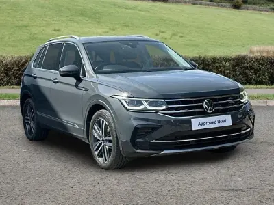 Second-hand VW Tiguan Elegance 150 CP (110 kW) 2023 Gri SUV