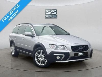 Used Volvo XC70 SE Lux 220 HP (161 kW) 2015 Silver Estate