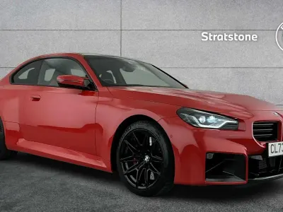 Begagnad BMW M2 Comfort Edition 454 HK (333 kW) 2023 Röd Sportkupé