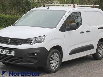 Used Peugeot Partner 102 HP (75 kW) 2021 White MPV