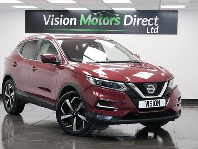 Red Used 2017 Nissan Qashqai Tekna SUV | £7,340 (Fair price)