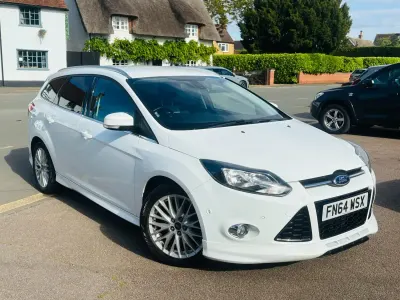 Second-hand Ford Focus Zetec 125 CP (91 kW) 2014 Alb Break