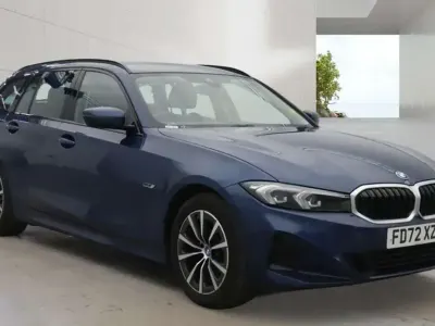 Used BMW 330e Sport Line 292 HP (214 kW) 2023