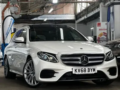 Begagnad Mercedes E220 AMG Line Premium 2018 Vit Kombi