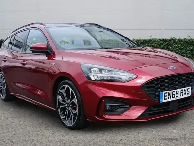 Used Ford Focus ST-Line X 150 HP (110 kW) 2020 Red Estate