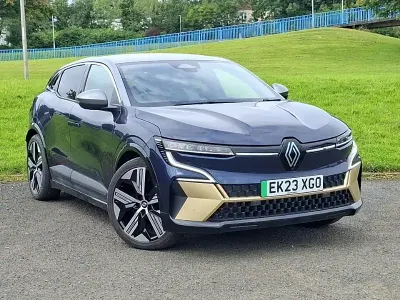 Used Renault Mégane Iconic 159 kW (217 HP) 2023 Blue Hatchback