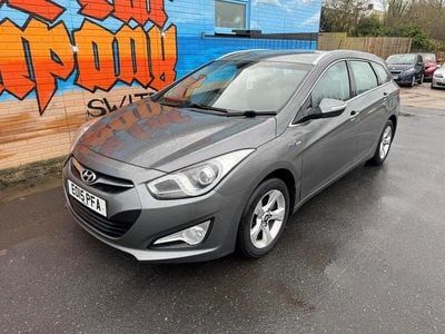 Silver Used 2015 Hyundai i40 Active Estate | £2,995 (Fair price)