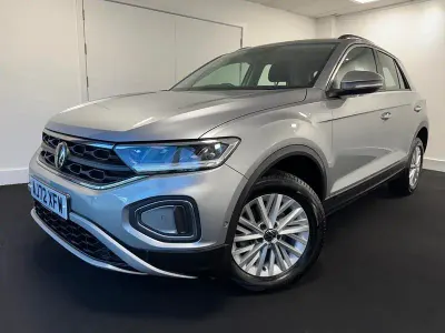 Usado VW T-Roc S 110 HP (80 kW) 2023 Prateado SUV