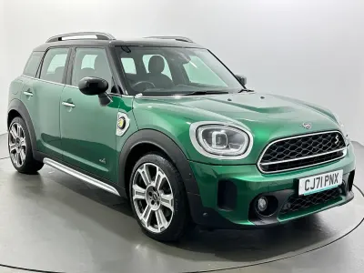 Usado Mini Cooper Countryman Exclusive 2022 Verde SUV