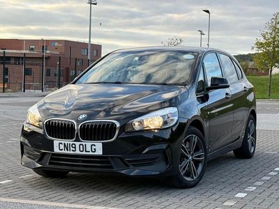 BMW 225