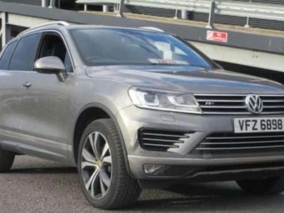 Grey Used 2015 VW Touareg R-line SUV | £18,995 (Fair price)
