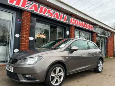 Usado Seat Ibiza Sport 85 CV (62 kW) 2014 Gris Utilitario
