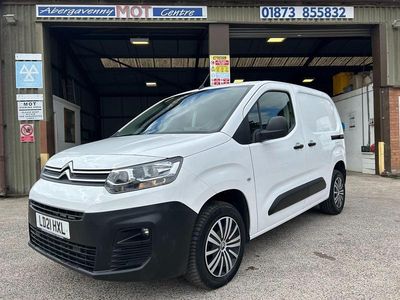 Used Citroën Berlingo 100 HP (73 kW) 2021 White MPV