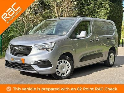 Used Vauxhall Combo Sportive 100 HP (73 kW) 2019 Grey MPV