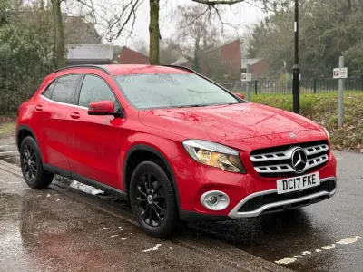 Usado Mercedes GLA200 SE 2017 Vermelho SUV