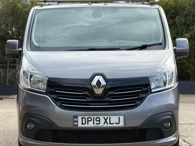 Used Renault Trafic 2019 Grey MPV