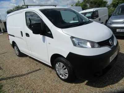 Używany Nissan NV200 Acenta 2018 Biały Minivan