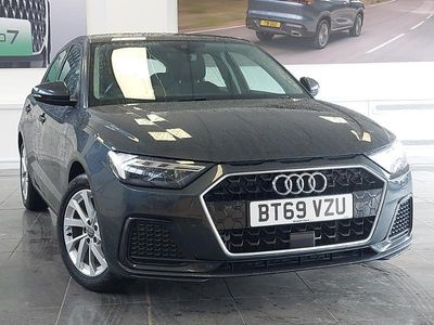 Usado Audi A1 Sport 95 CV (69 kW) 2019 Gris SUV