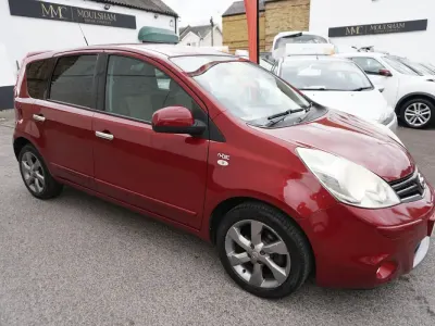 Begagnad Nissan Note N-TEC 110 HK (80 kW) 2011 Röd Halvkombi