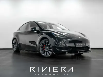 Begagnad Tesla Model Y Performance 392 kW (534 HK) 2024 Svart SUV