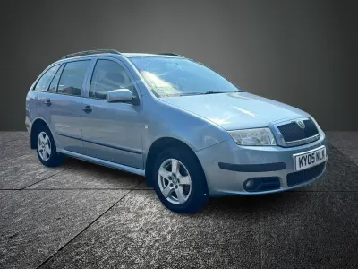 Used Skoda Fabia Elegance 75 HP (55 kW) 2005 Grey Estate