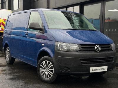 Usado VW Transporter Startline 140 HP (102 kW) 2015 Azul Van