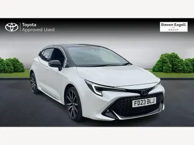Used Toyota Corolla Sport 140 HP (102 kW) 2023 White/black Hatchback