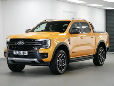 Used Ford Ranger Wildtrack 240 HP (176 kW) 2025 Orange Pickup