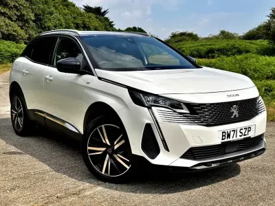 Used Peugeot 3008 Premium 130 HP (95 kW) 2021 SUV