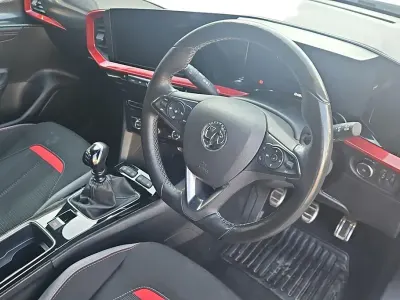 Używany Vauxhall Mokka S 136 KM (100 kW) 2023 Biały SUV
