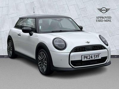 Used Mini Cooper Hatch 154 HP (113 kW) 2024 White Hatchback