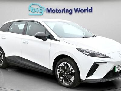 Used MG MG4 EV SE 319 kW (435 HP) 2023 White Hatchback