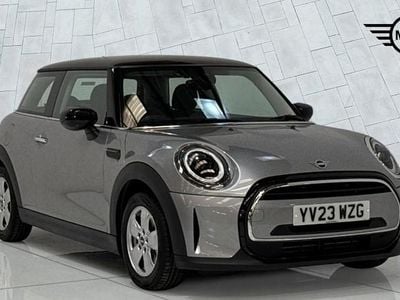 Used Mini Cooper Classic 136 HP (100 kW) 2023 Silver Hatchback