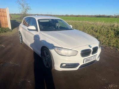 Used BMW 116 Sport Line 2015 White Hatchback
