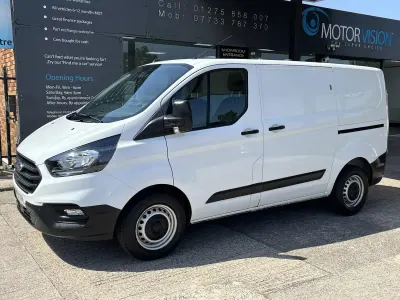 Used Ford Transit Custom 105 HP (77 kW) 2021 White Van