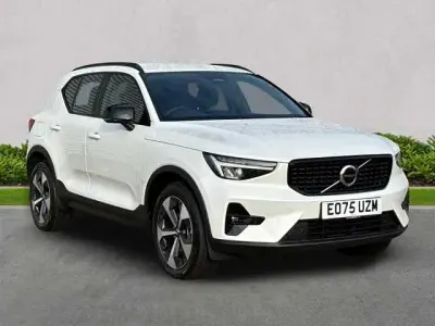 Used Volvo XC40 Plus 197 HP (144 kW) 2025 SUV