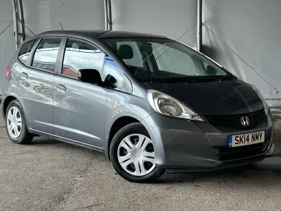 Used Honda Jazz S 90 HP (66 kW) 2014 Grey Hatchback