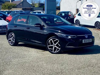 Used VW Golf VII Style 150 HP (110 kW) 2021 Black Hatchback