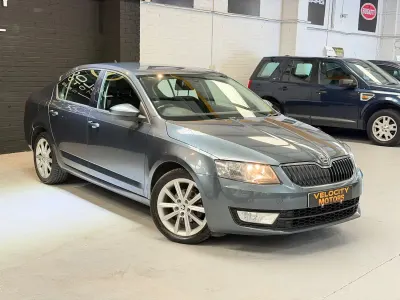 Used Skoda Octavia Elegance 105 HP (77 kW) 2014 Grey Estate