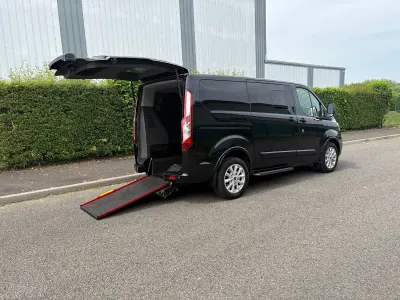 Used Ford Tourneo